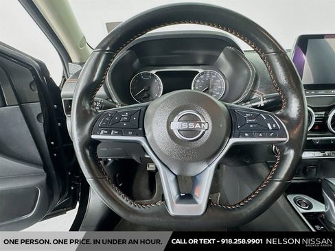 Certified 2025 Nissan Sentra SR w/ Midnight Edition FWD image 11