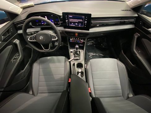 New 2026 Volkswagen Jetta SE FWD image 10