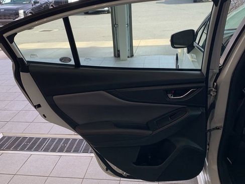 Used 2022 Subaru Impreza 2.0i Sport image 13