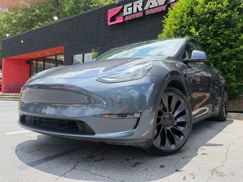 Used 2023 Tesla Model Y Long Range AWD/4WD image 2