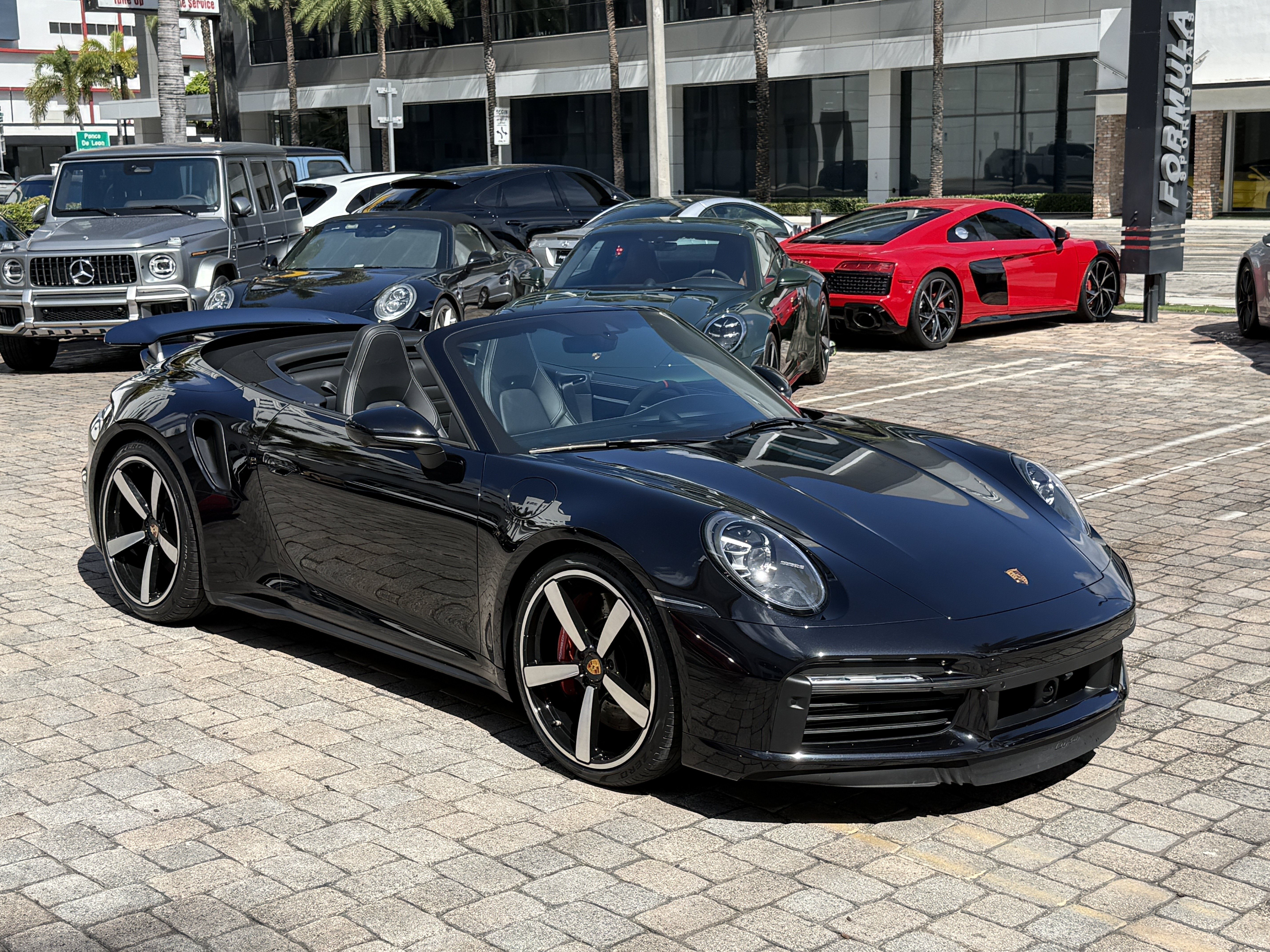 Used 2022 Porsche 911 Turbo AWD/4WD image 2