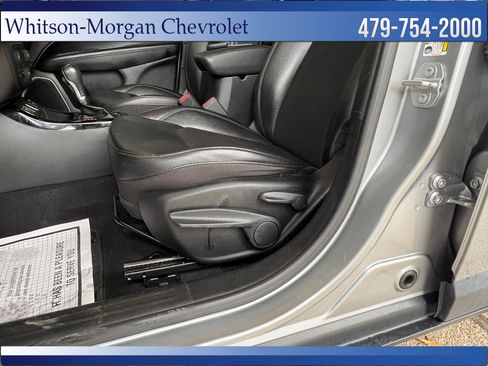 Used 2021 Jeep Compass Latitude FWD image 13