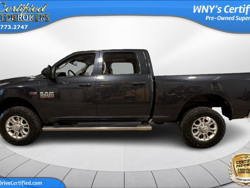 Used 2016 RAM 2500 Tradesman w/ Chrome Appearance Group AWD/4WD image 9