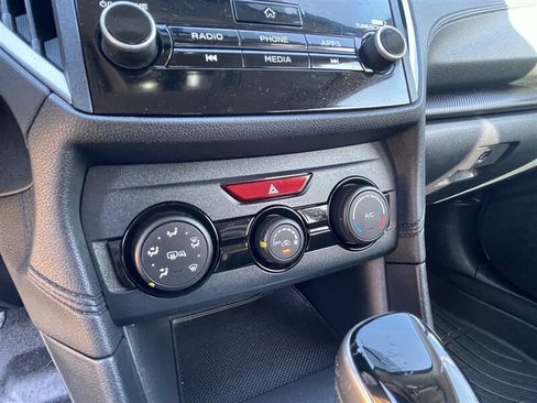 Used 2018 Subaru Crosstrek 2.0i Premium AWD/4WD image 32