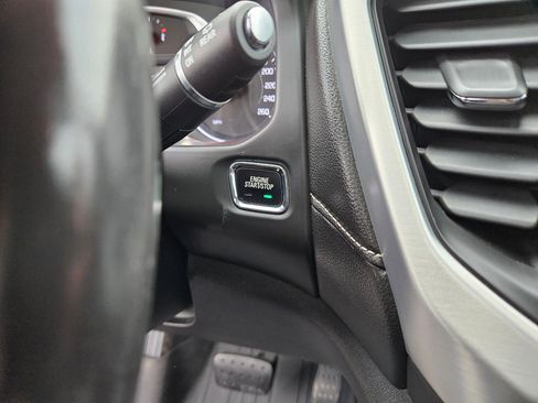 Used 2019 GMC Acadia SLT image 22