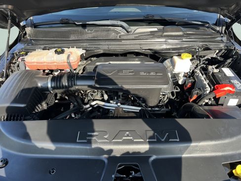 Used 2020 RAM 1500 Big Horn AWD/4WD image 10