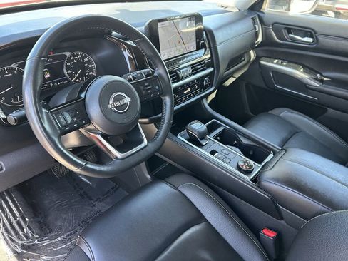 Certified 2023 Nissan Pathfinder SL AWD/4WD image 33