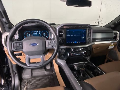 Used 2023 Ford F150 Lariat w/ Max Trailer Tow Package image 8