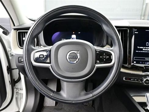 Used 2022 Volvo XC60 B6 Inscription w/ Advanced Package image 8