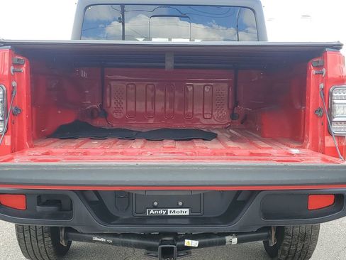 Used 2023 Jeep Gladiator Overland AWD/4WD image 12