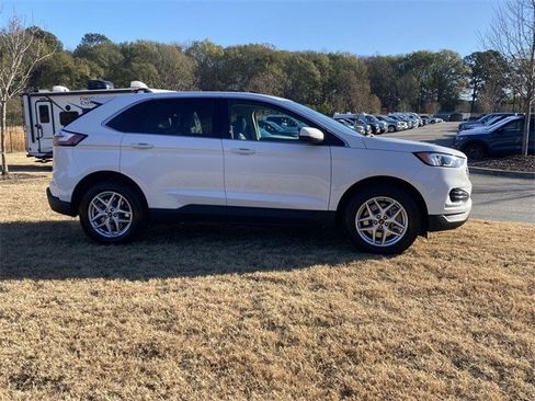 Used 2024 Ford Edge SEL image 37