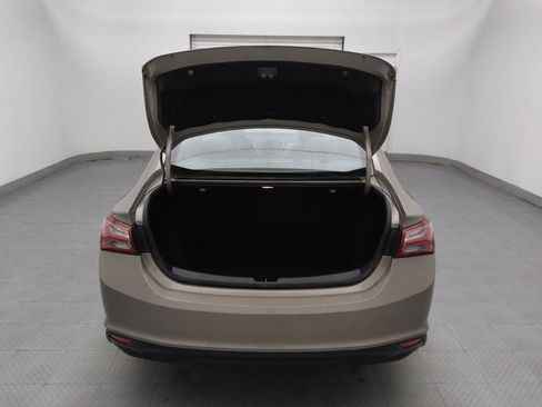 Used 2022 Chevrolet Malibu LT FWD image 29