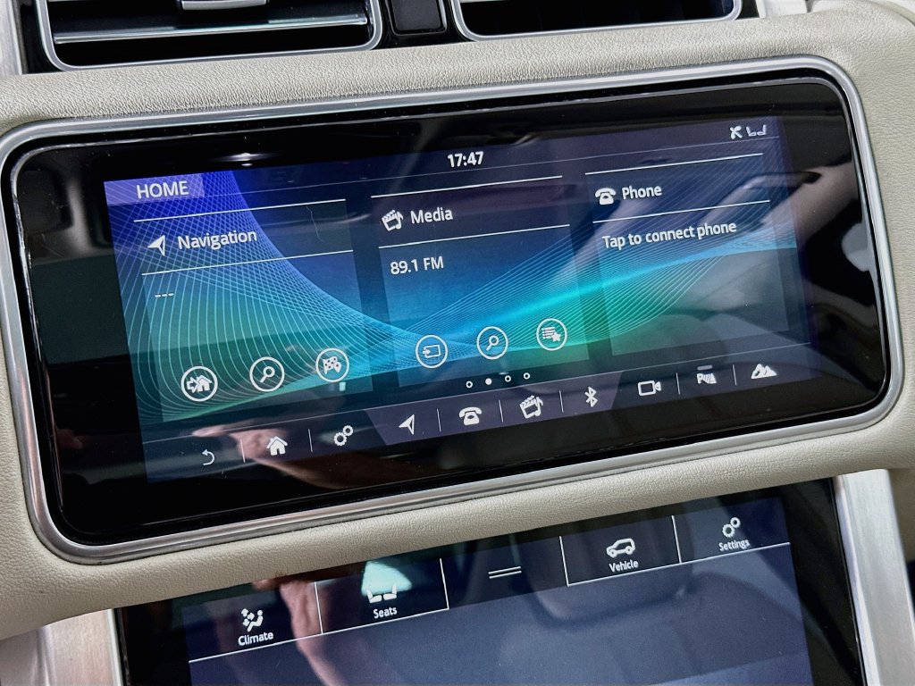 Used 2020 Land Rover Range Rover AWD/4WD image 15