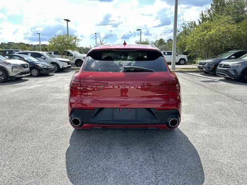 Used 2024 Genesis GV70 3.5T Sport w/ Sport Advanced Package AWD/4WD image 7