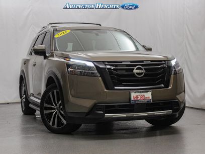 Used 2024 Nissan Pathfinder Platinum w/ Lighting Package (N93)