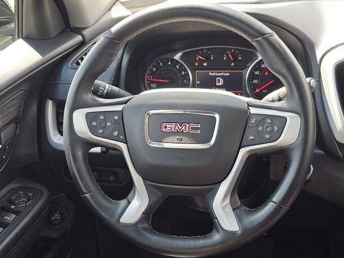 Used 2023 GMC Terrain SLT w/ Tech Package FWD image 16