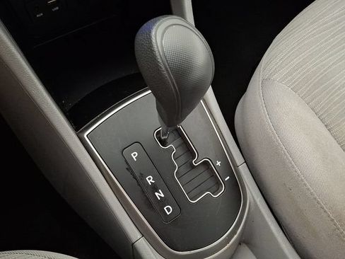 Used 2015 Hyundai Accent GLS FWD image 15