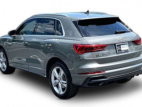 Used 2022 Audi Q3 2.0T Premium Plus w/ Premium Plus Package AWD/4WD image 12