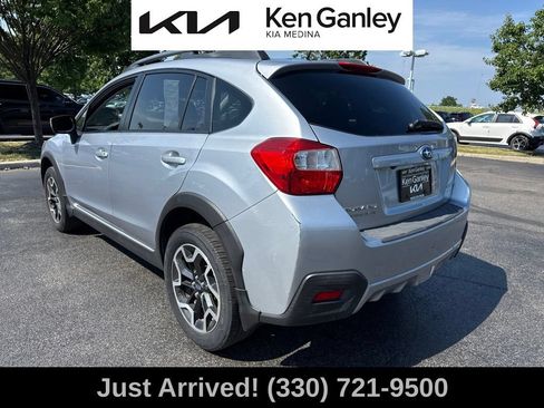 Used 2016 Subaru Crosstrek 2.0i Premium AWD/4WD image 3
