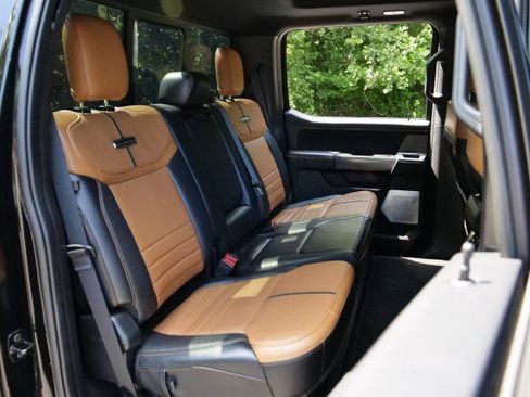 Used 2024 Ford F450 Platinum w/ FX4 Off-Road Package AWD/4WD image 43