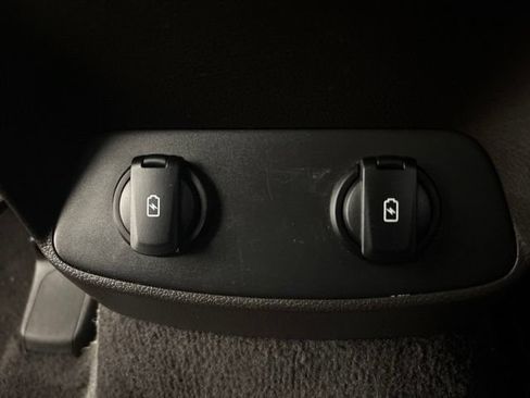 Used 2020 Hyundai Santa Fe SEL FWD image 35