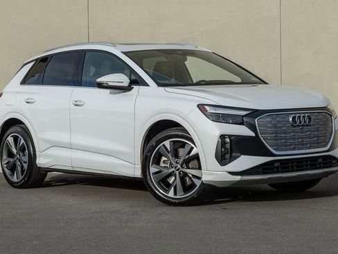 Used 2022 Audi Q4 e-tron Premium Plus image 17