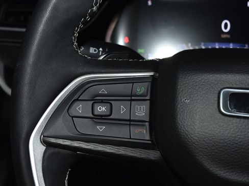 Used 2023 Jeep Grand Cherokee L Laredo w/ Luxury Tech Group I image 7