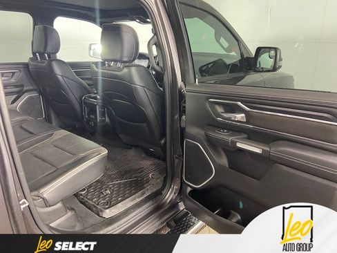 Used 2023 RAM 1500 Laramie AWD/4WD image 20