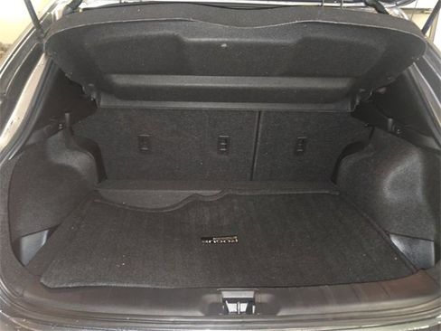 Used 2020 Nissan Rogue Sport S image 22