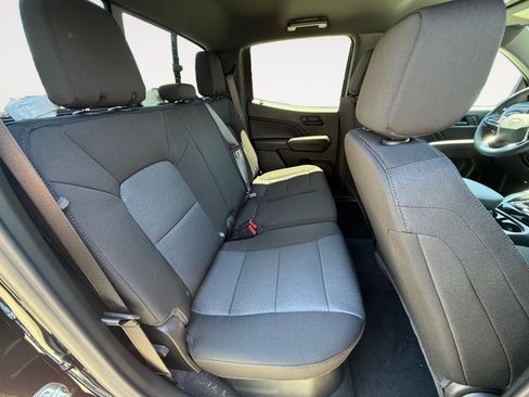 New 2026 Chevrolet Colorado W/T w/ Advanced Trailering Package AWD/4WD image 18