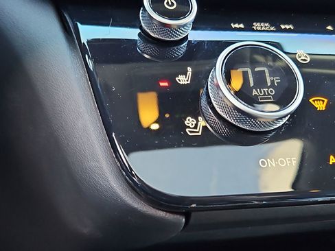 Used 2022 INFINITI QX60 Luxe w/ Cargo Package image 17