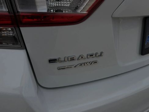 Used 2020 Subaru Crosstrek 2.0i Premium AWD/4WD image 40