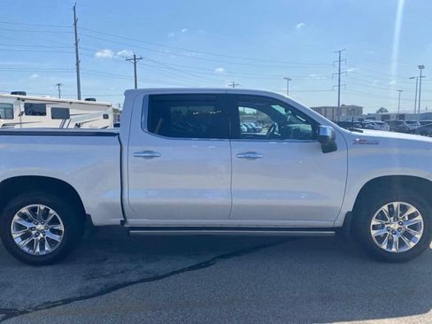 Used 2019 Chevrolet Silverado 1500 LTZ w/ LTZ Plus Package AWD/4WD image 4
