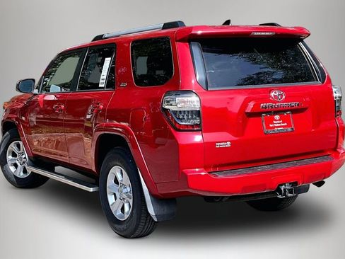Used 2022 Toyota 4Runner SR5 image 4