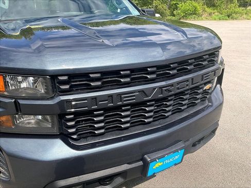 Used 2020 Chevrolet Silverado 1500 Custom AWD/4WD image 31