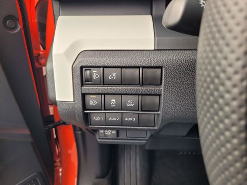 Used 2024 Toyota Tacoma TRD Off-Road w/ TRD Off Road Upgrade Package AWD/4WD image 31
