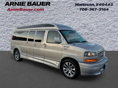 Used 2026 GMC Savana 2500 Extended w/ Driver Convenience Package RWD image 1