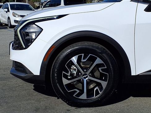 Certified 2023 Kia Sportage EX image 15