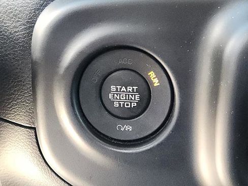 Certified 2022 Jeep Wrangler Unlimited Rubicon w/ LED Lighting Group image 30