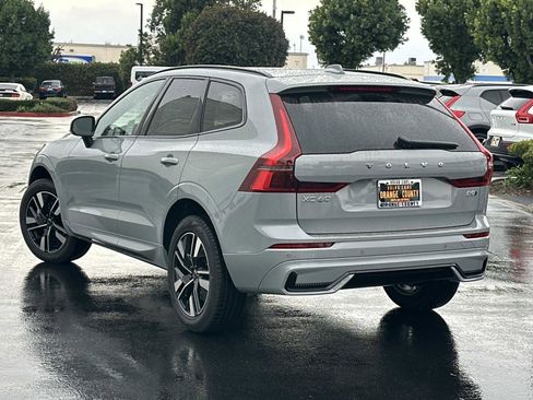 New 2026 Volvo XC60 B5 Core w/ Climate Package image 5