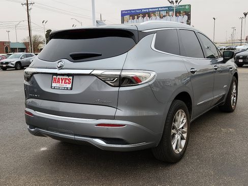 Used 2023 Buick Enclave Avenir w/ Avenir Technology Package image 4