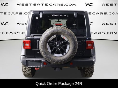 Used 2018 Jeep Wrangler Unlimited Rubicon AWD/4WD image 4