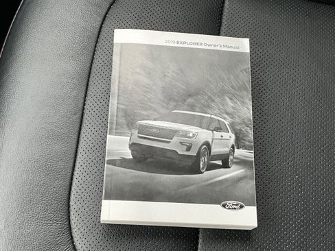 Used 2019 Ford Explorer Sport AWD/4WD image 37