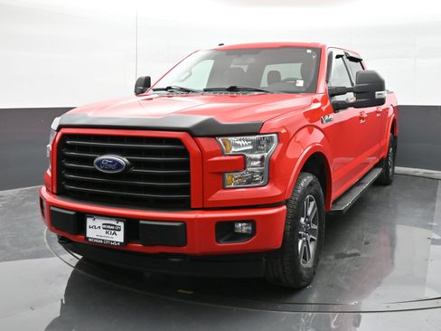 Used 2017 Ford F150 XLT w/ Equipment Group 301A Mid image 4