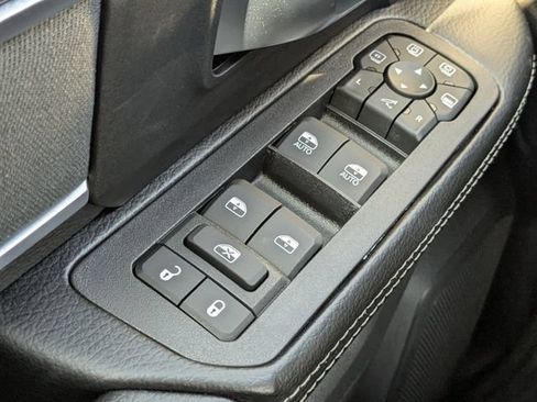 New 2026 RAM 2500 Big Horn AWD/4WD image 23