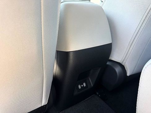 New 2026 Hyundai Tucson SE FWD image 8
