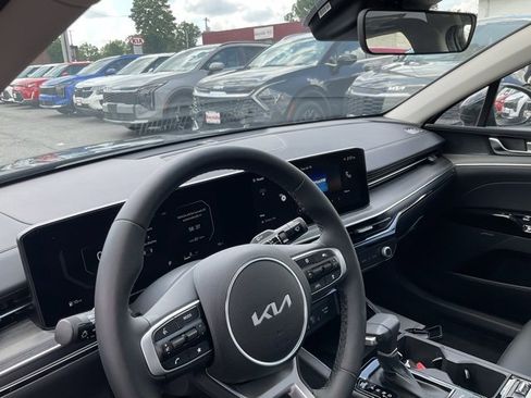 New 2025 Kia K5 EX image 44