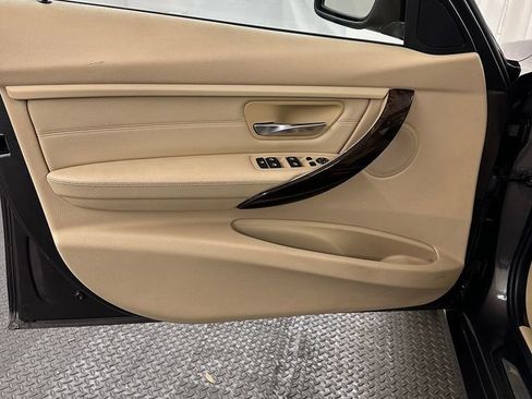 Used 2013 BMW 328i xDrive Sedan AWD/4WD image 8