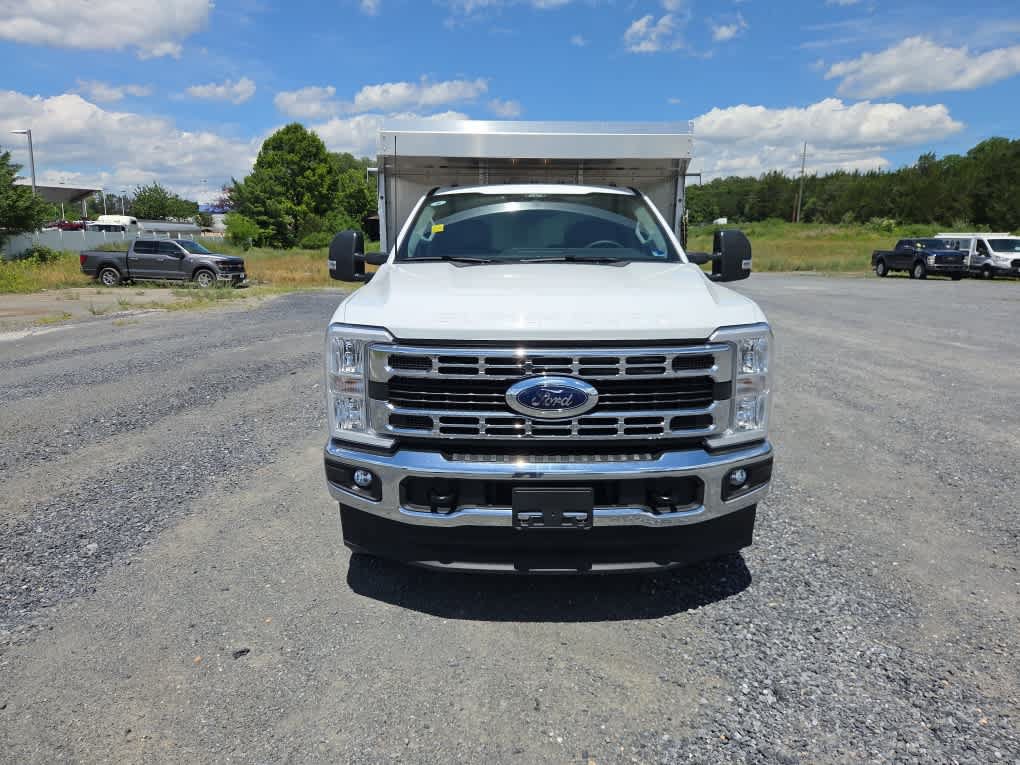 New 2025 Ford F350 XL w/ XL Chrome Package AWD/4WD image 2
