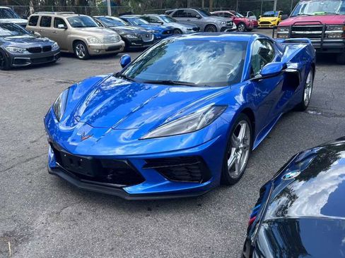 Used 2021 Chevrolet Corvette Stingray Coupe w/ Z51 Performance Package RWD image 1